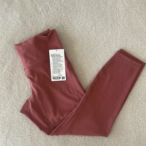 NWT Lululemon Wunder Train HR Tight 25” with pockets!